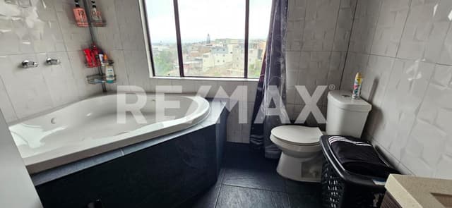 CASA EN VENTA-  COLONIA PALMERAS