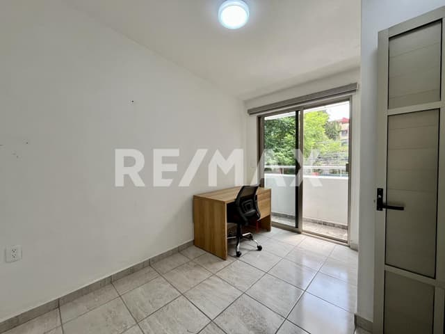 Venta de casa sola, Col. Centro de Cuernavaca, Morelos...Clave 5685