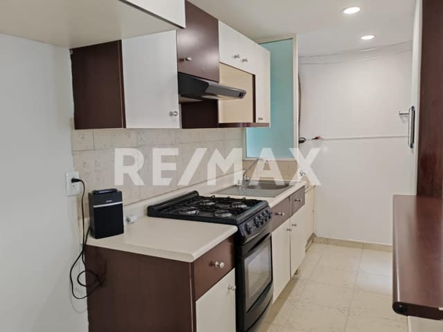 Se vende departamento en la Colonia Nativitas