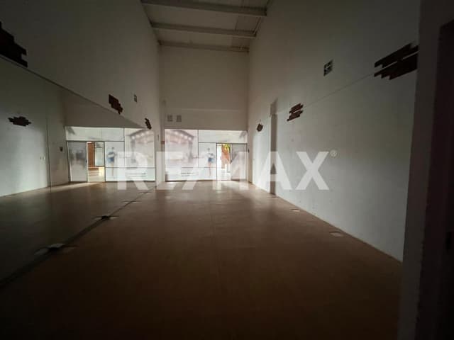 En Renta Local Comercial Metepec, Estado de México