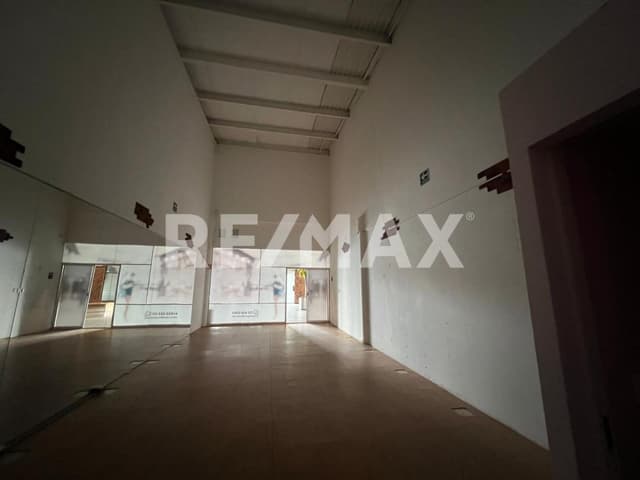 En Renta Local Comercial Metepec, Estado de México