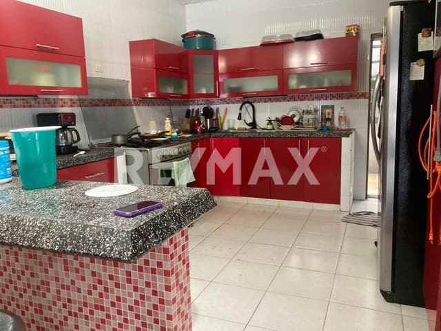 CASA EN VENTA Y/O RENTA UBICADA EN VILLA PARILLA 