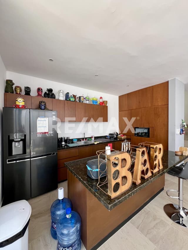 Venta Town House en MARENTA Cholul Yucatán.