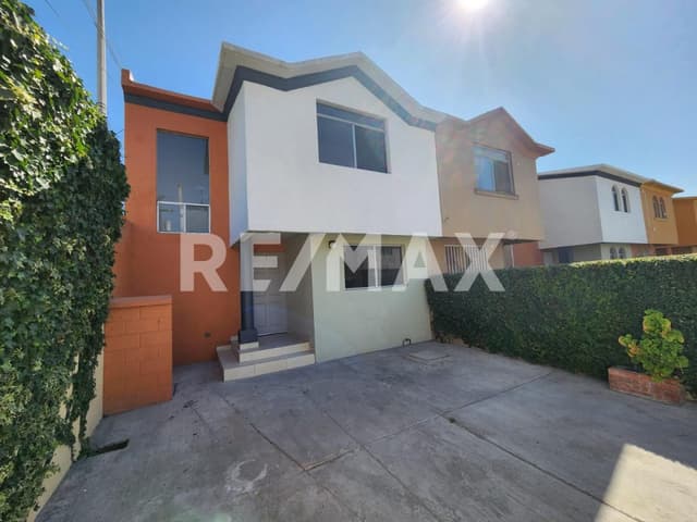 CASA EN RENTA CERCA DE AV. ERMITA, TIJUANA B.C.