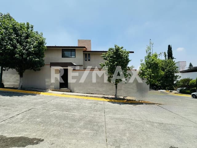 Casa en Venta en la Herradura para estrenar 