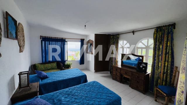 Venta de casa en Lomas Tetela, Cuernavaca, Morelos...Clave 5710