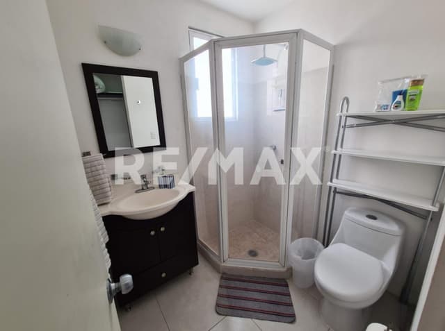 Venta de Casa en Club Nautico Tequesquitengo