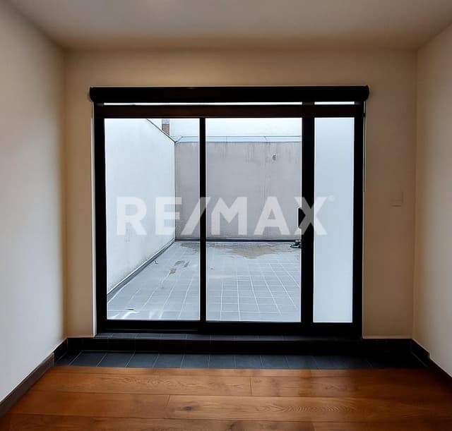 DEPARTAMENTO EN RENTA EN CUAUHTEMOC CON TERRAZA DE 45M2