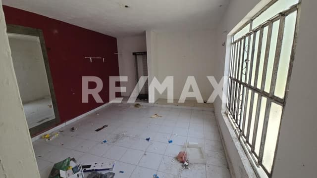 Casa de Gran terreno en Montes de Ame 