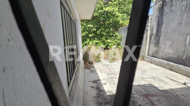 Casa de Gran terreno en Montes de Ame 