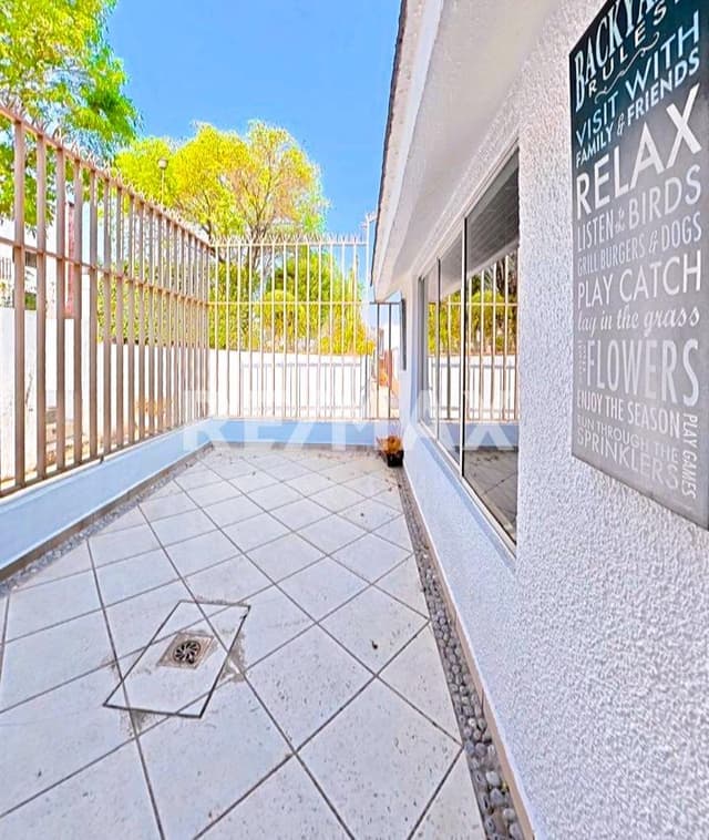 Oportunidad: Casa Remodelada en Venta en Calle Cerrada de Lomas Verdes