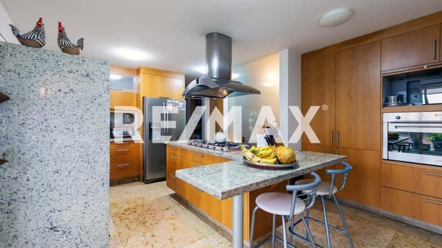 Departamento en Lomas Country Club