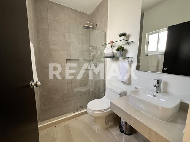 Casa en Venta Jardines de Mayakobá