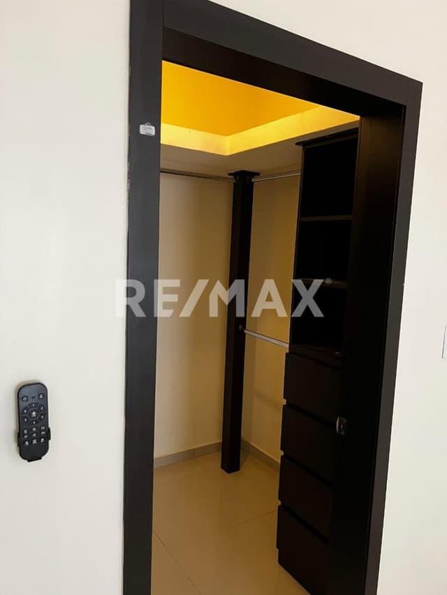 Bonita y Amplia Casa en Venta en Chapultepec