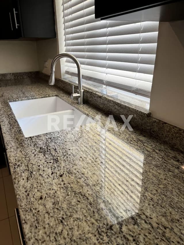 Bonita y Amplia Casa en Venta en Chapultepec