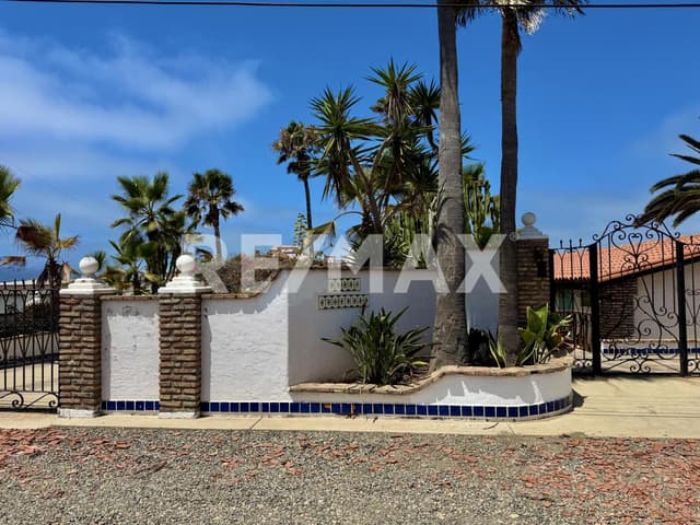 Venta Casa Frente al mar/ Beach Front House For Sale 