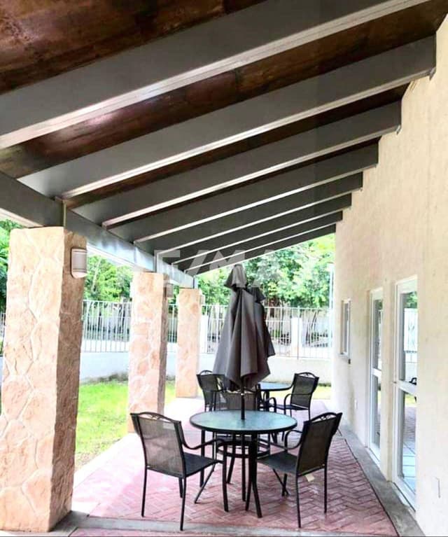 CASA EN RENTA EN CANCUN. RESIDENCIAL CATANIA ZONA SUR