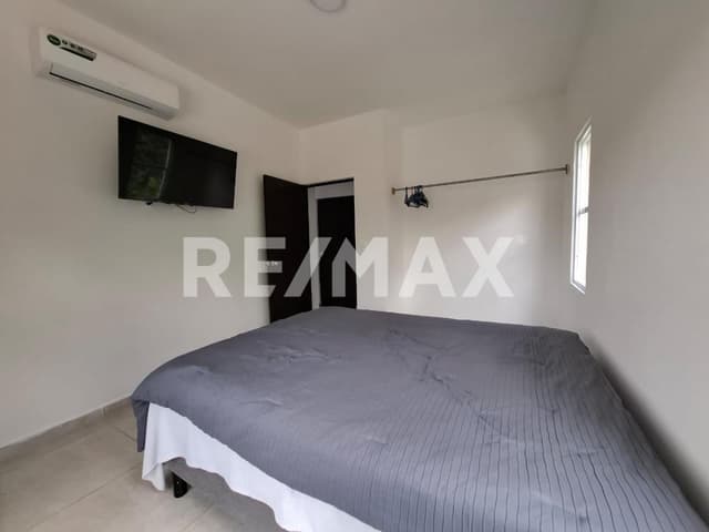 CASA EN RENTA EN CANCUN. RESIDENCIAL CATANIA ZONA SUR