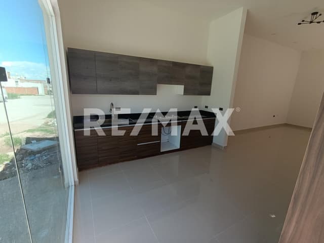 Casa nueva en venta, una sola plana en privada Ciudad Satélite