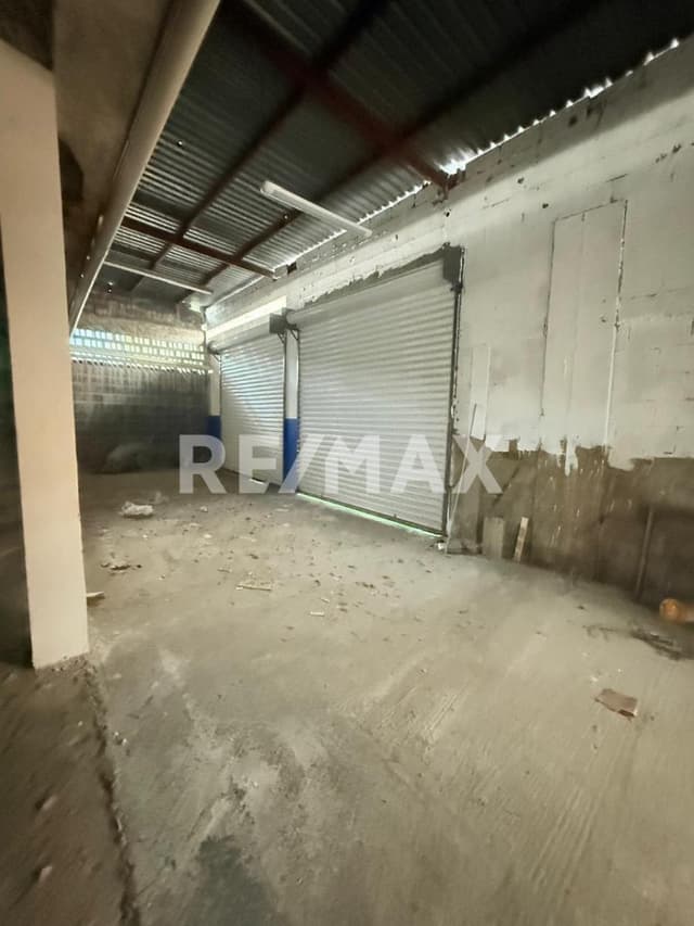 Local con Bodega en Renta en Guadalupe sobre Avenida Benito Juárez