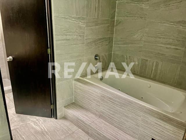 Casa En Venta Jardines del Alba