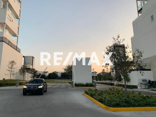 RENTA DEPARTAMENTO PLANTA BAJA LA RESERVA EL CAMPANARIO QUERETARO