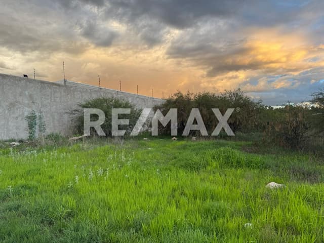 Terreno en venta por carretera al Mezquital