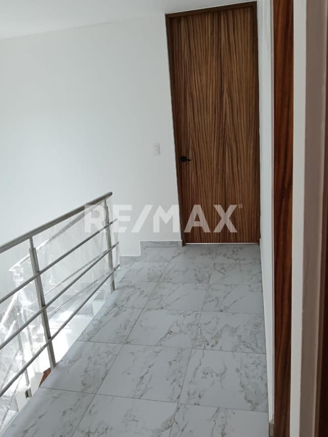 CASA EN VENTA CIUDAD MADERAS EL MARQUES QUERETARO
