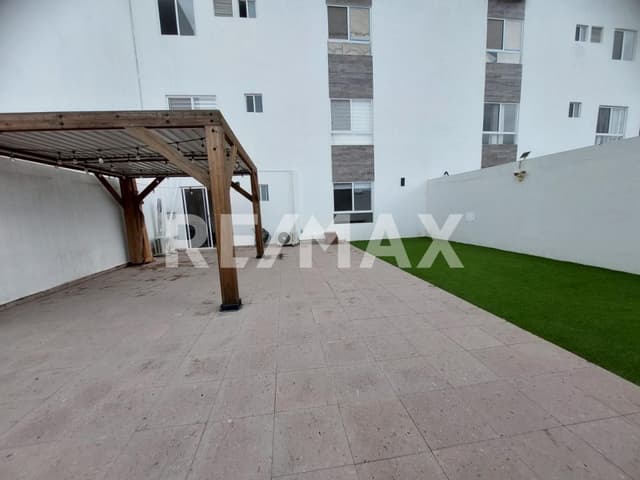 DEPARTAMENTO RENTA ZAKIA SEMI-AMUEBLADO 