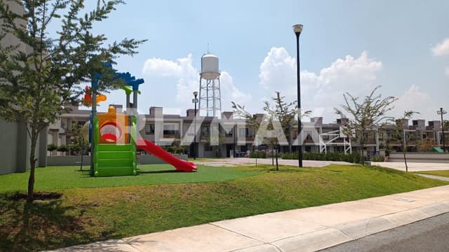 CASA SEMIRESIDENCIAL EN ANDALUCIA TIZAYUCA
