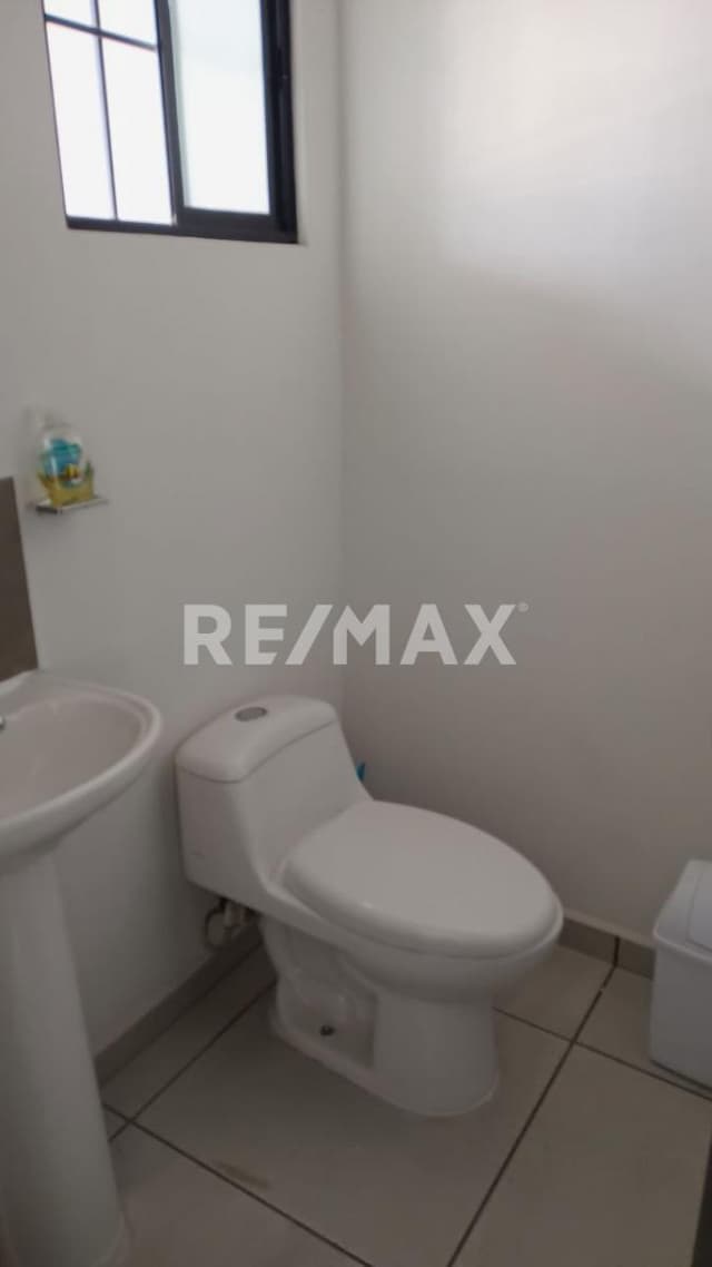 CASA SEMIRESIDENCIAL EN ANDALUCIA TIZAYUCA