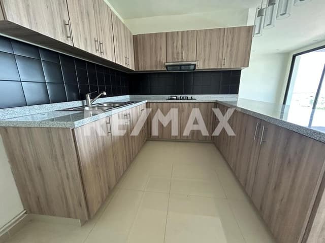 Venta de Penthouse, en Col. Las Palmas, Cuernavaca…Clave 5758