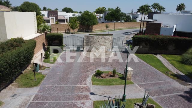 TERRENO EN VENTA EN LAS VILLAS