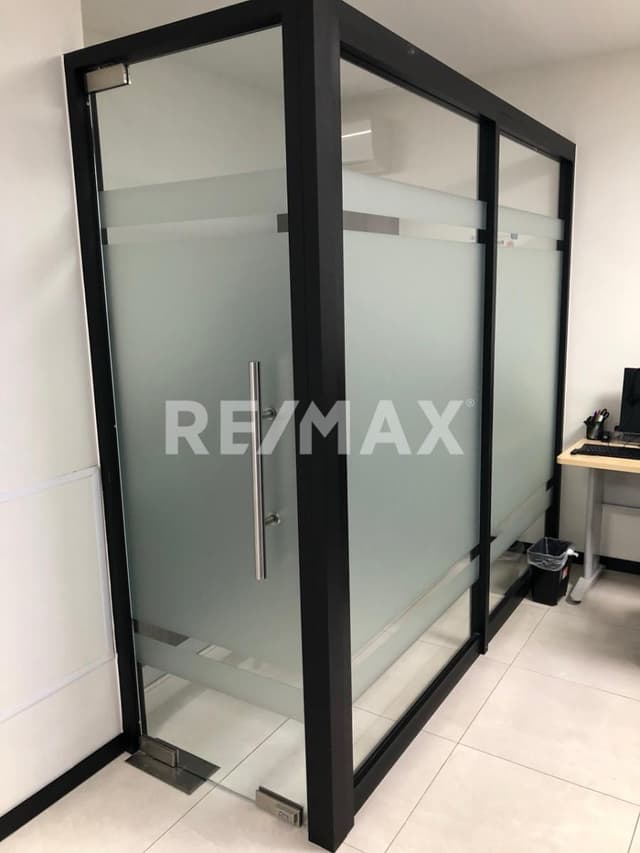 Venta de oficina en Armoran One, Montebello, Mérida Yucatán