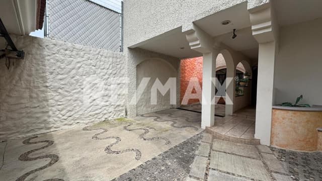 Casa en Venta en Jardines Universidad