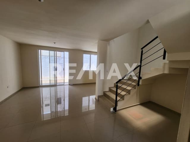 Casa en venta zona sur 4 recamaras fracc Benito Juarez