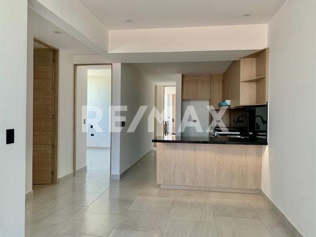 Departamento en venta cerca de la Clínica 1