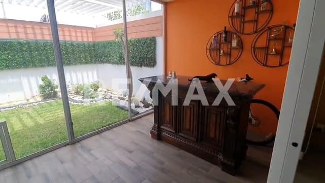 CASA EN VENTA PARQUE ARETHA, LOMAS DE ANGELÓPOLIS