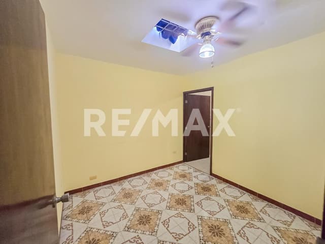 Casa familiar de tres habitaciones en Francisco Villa