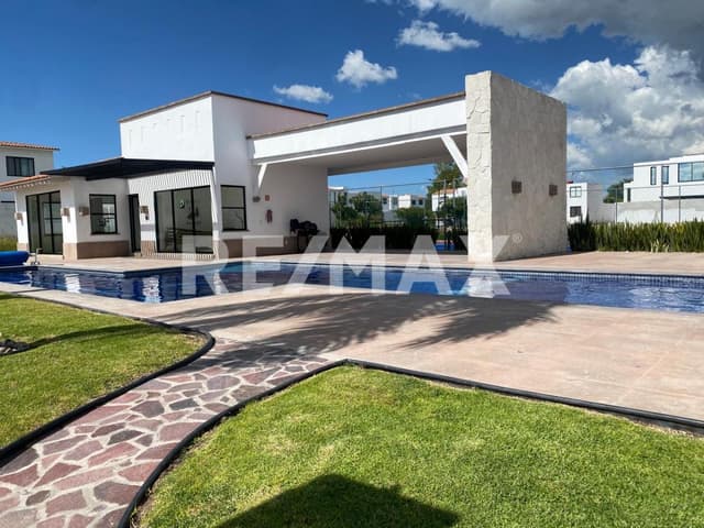 Casa en Venta en Ciudad Maderas Residencial