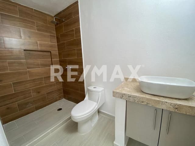 Casa en Venta en Ciudad Maderas Residencial