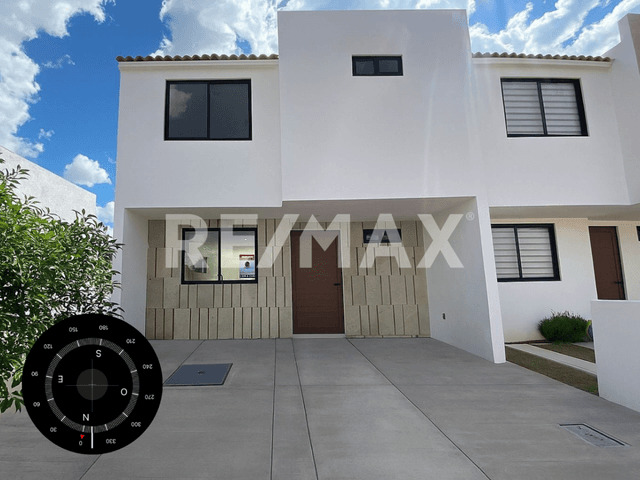 Casa en Venta en Ciudad Maderas Residencial