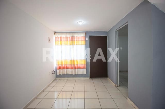 Casa venta, Fracc. Valle de las Flores, Tlajomulco de Zuñiga.