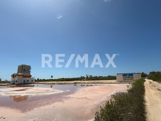Terreno en Venta en Segunda Fila en Santa Clara, Yucatán