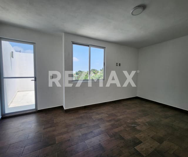 Venta de casa nueva en Lomas Tzompantle, Cuernavaca, Morelos...Clave 5802