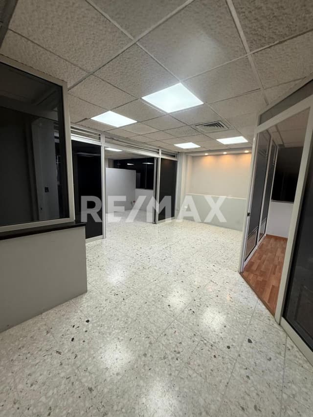 Oficina en renta – Av. Revolución Sur, Monterrey