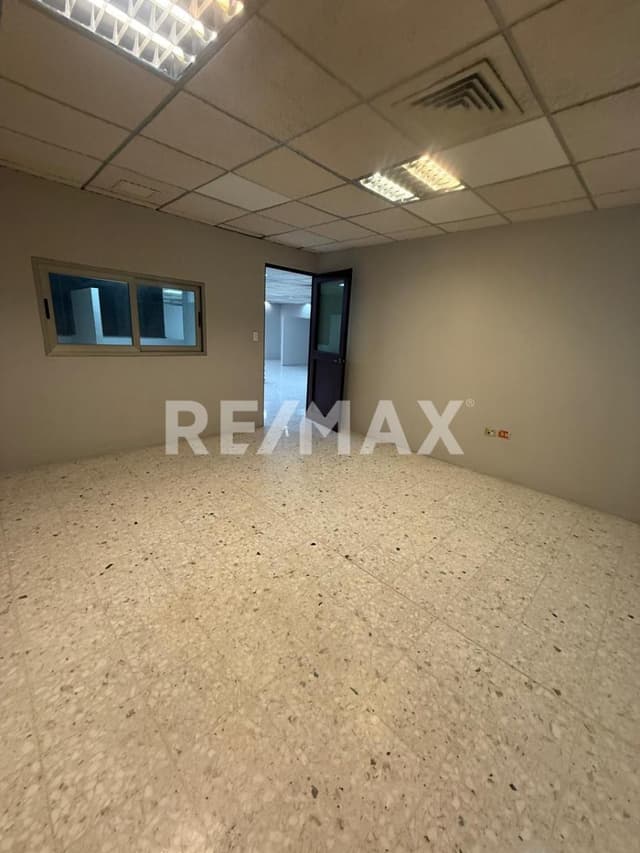 Oficina en renta – Av. Revolución Sur, Monterrey