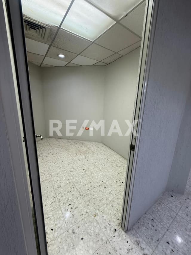 Oficina en renta – Av. Revolución Sur, Monterrey
