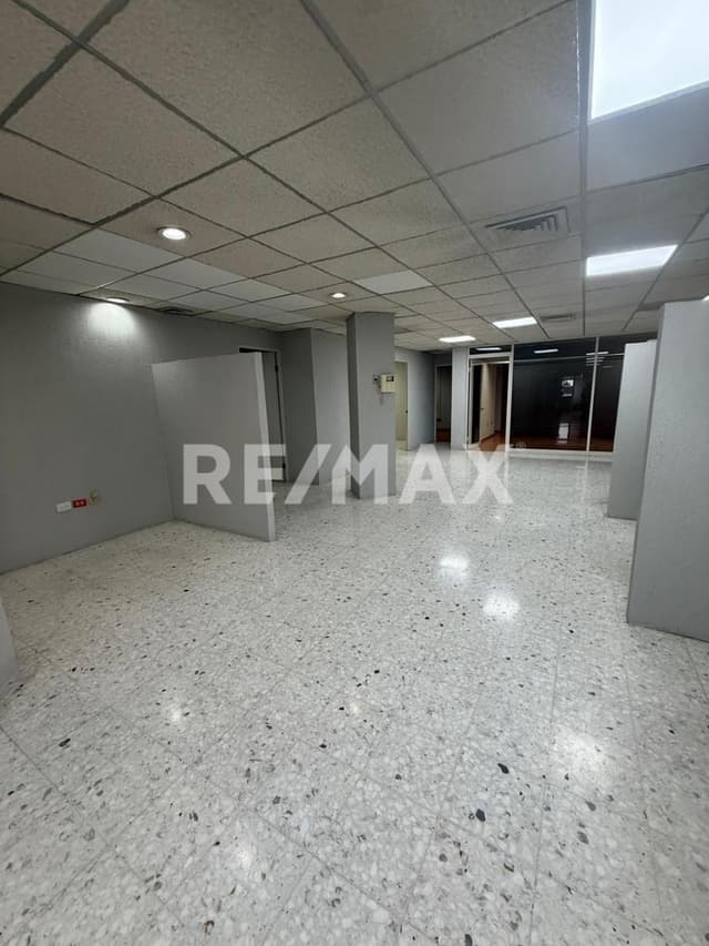 Oficina en renta – Av. Revolución Sur, Monterrey