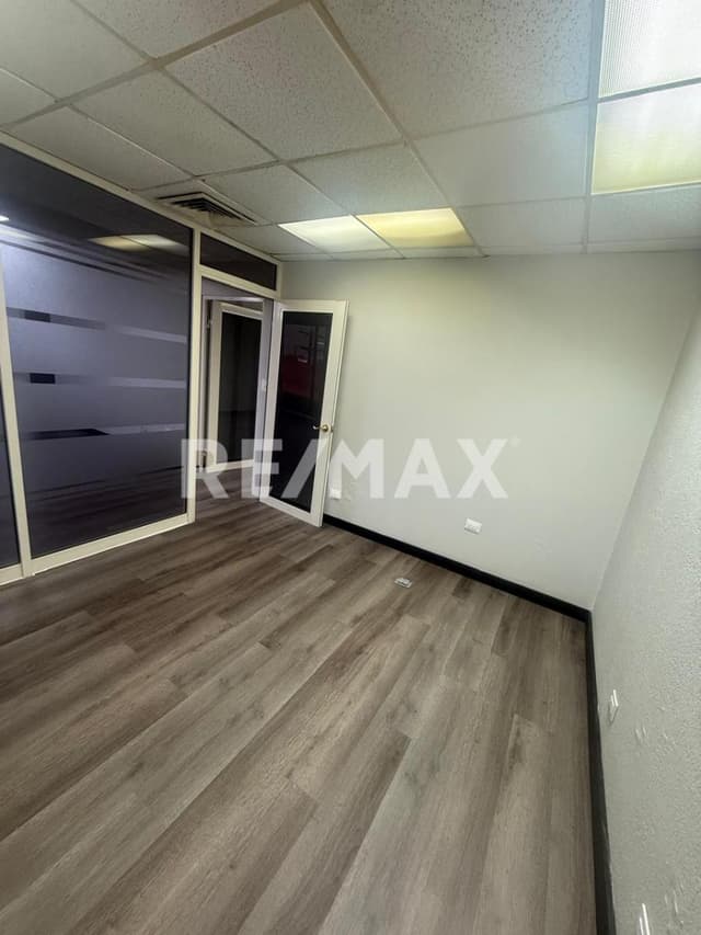 Oficina en renta – Av. Revolucion
